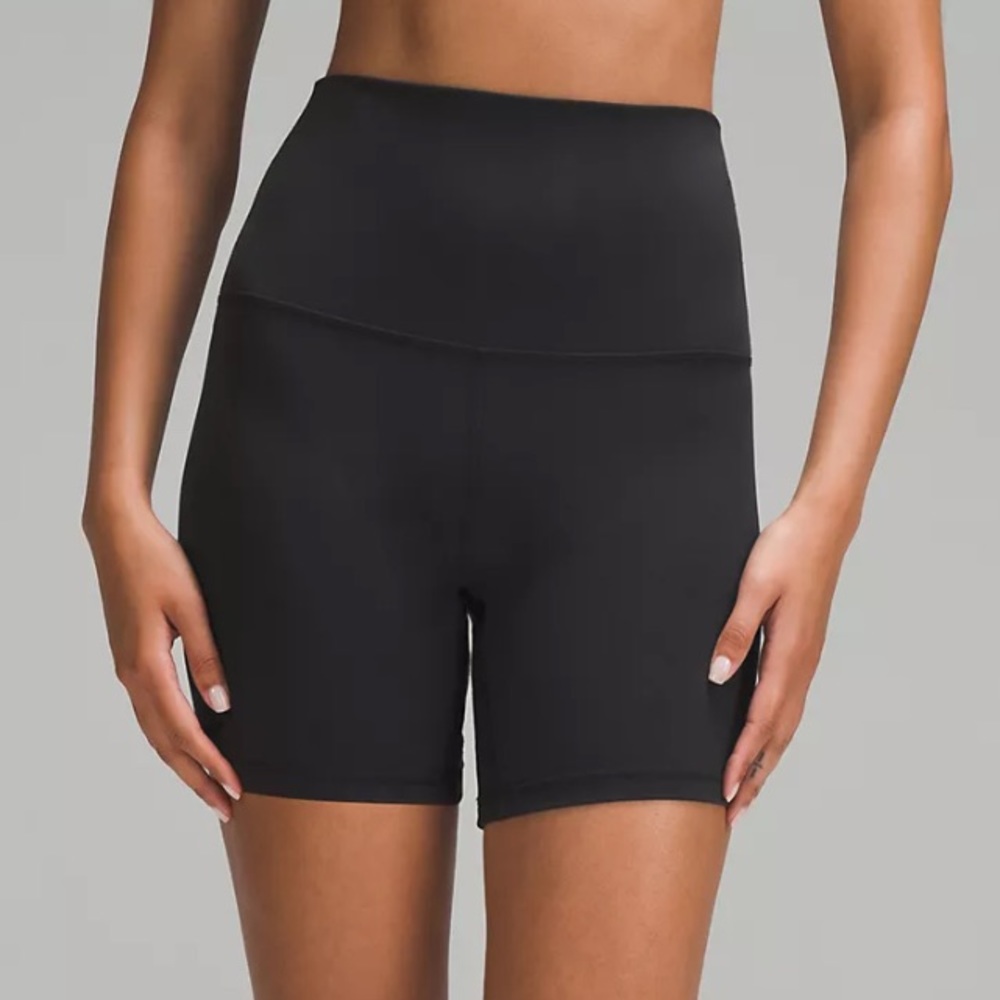 Lululemon Align Super-High-Rise Short 6 in